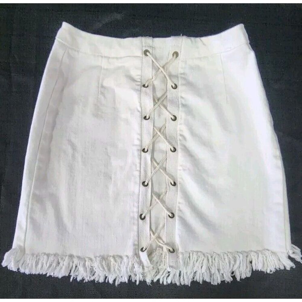 Hayden Los Angeles White Denim Jean Skirt Women's Lace‎ Up Fringe Hem Zip Hippie
